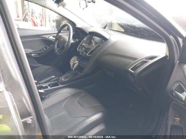 1FADP3N29JL213513 Ford Focus Titanium