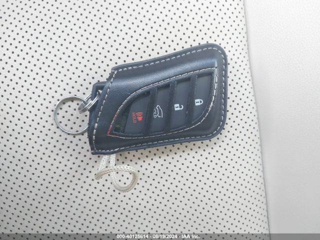 JTJAM7BX6N5310009 Lexus 460 Premium
