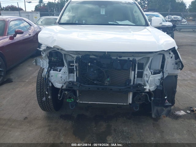 JTJAM7BX6N5310009 Lexus 460 Premium