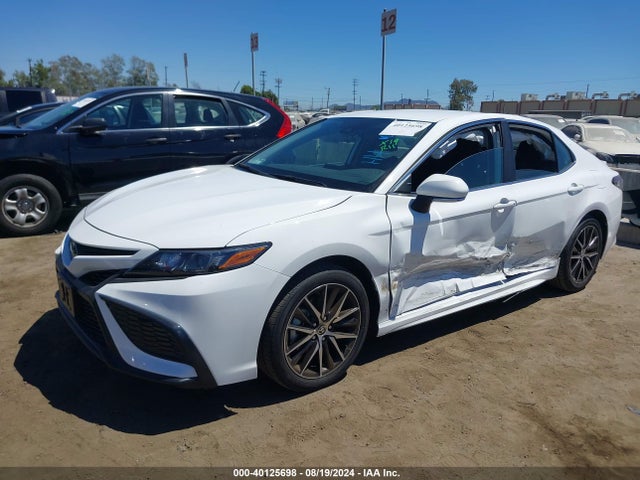 Toyota CAMRY SE 2024 4T1T11AK8RU911534 Image 2