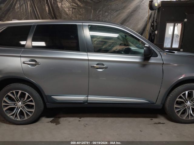 JA4AZ2A32HZ049037 Mitsubishi Outlander Es