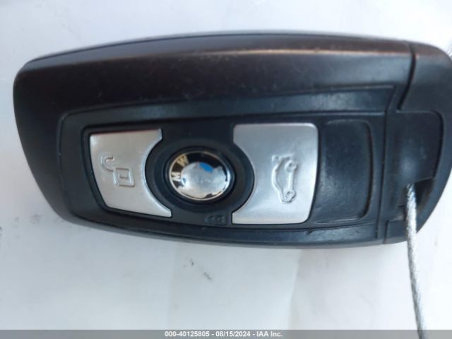 WBA3B1G52FNT02252 BMW 320i