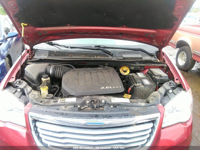 2C4RC1CG8FR729777 Chrysler Town & Country Touring-l