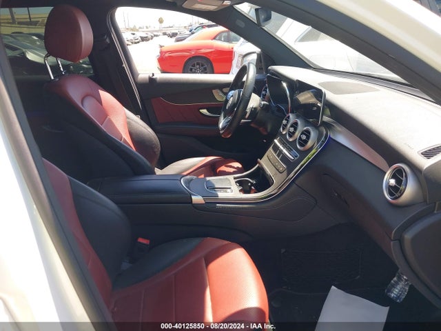 W1N0G8DB8LF806586 Mercedes-Benz GLC 300