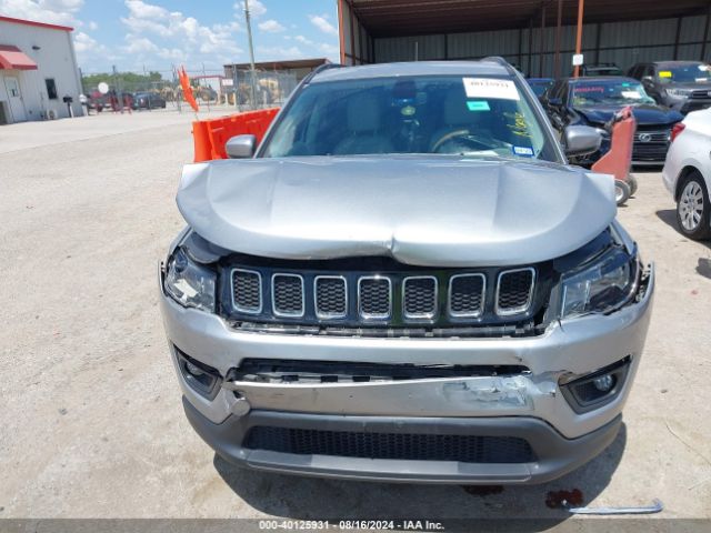 3C4NJCBB3KT715945 Jeep Compass Sun And Wheel Fwd