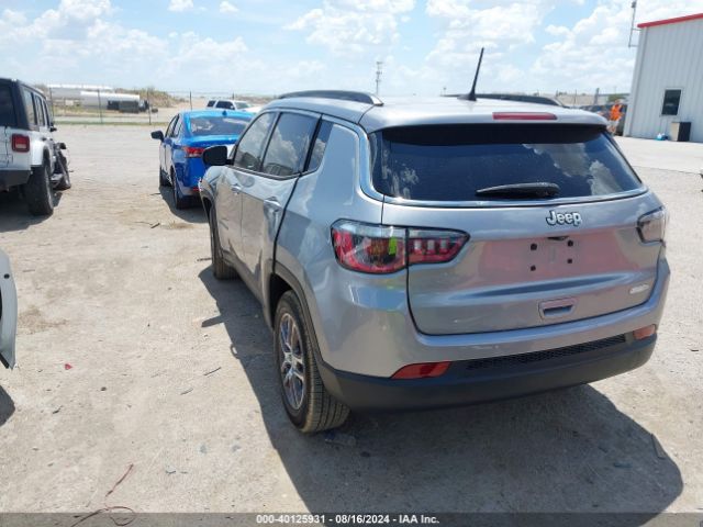 3C4NJCBB3KT715945 Jeep Compass Sun And Wheel Fwd