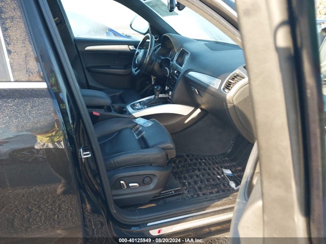WA1M2AFP2HA081556 Audi Q5 2.0t Premium