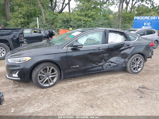 Ford Fusion Hybrid Titanium 2019 3FA6P0RUXKR204311 Image 18