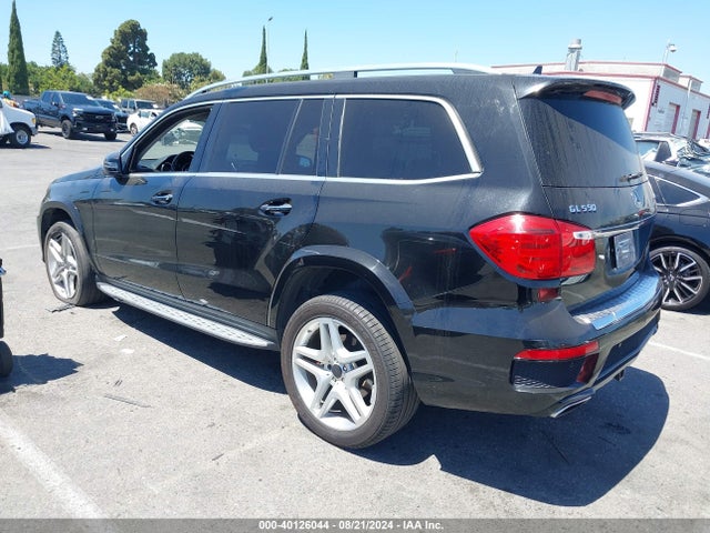 4JGDF7DE3FA535532 Mercedes-Benz Gl 550 4matic