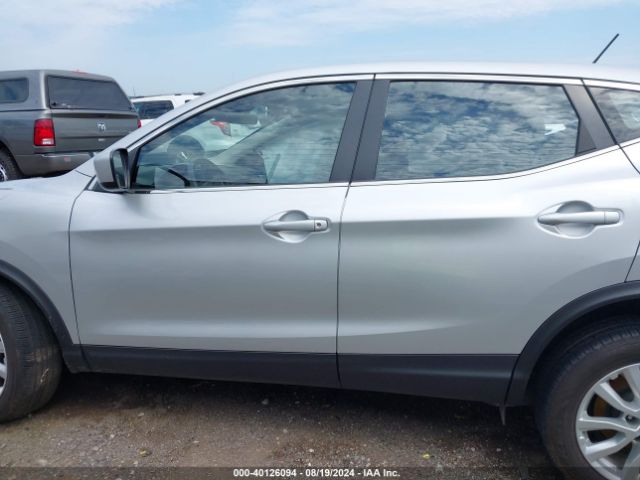 JN1BJ1AV4MW302256 Nissan Rogue Sport S Fwd Xtronic Cvt