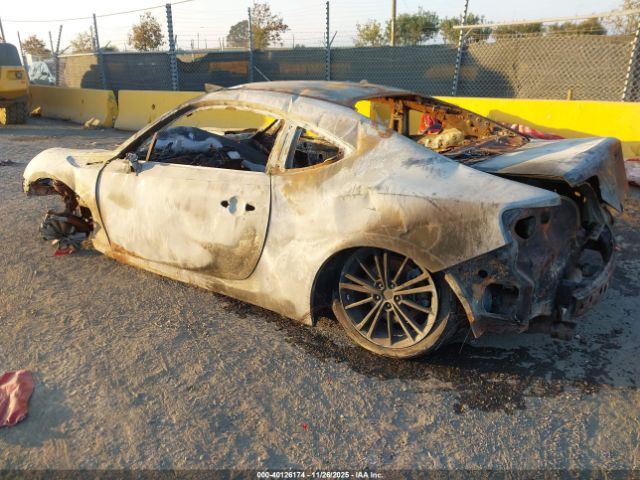 2013 SCION FR-S JF1ZNAA15D2709772 Photo 2