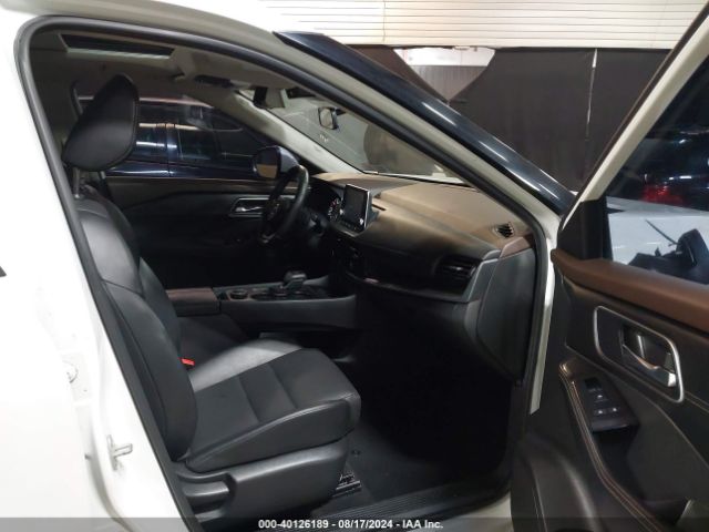 JN8AT3BB7MW221582 Nissan Rogue Sv Intelligent Awd