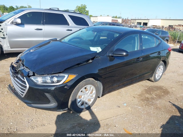 Hyundai ELANTRA SE 2018 5NPD74LF6JH347244 Image 2