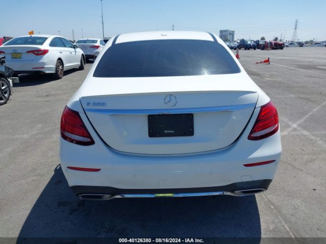 WDDZF4JBXHA216186 Mercedes-Benz E 300