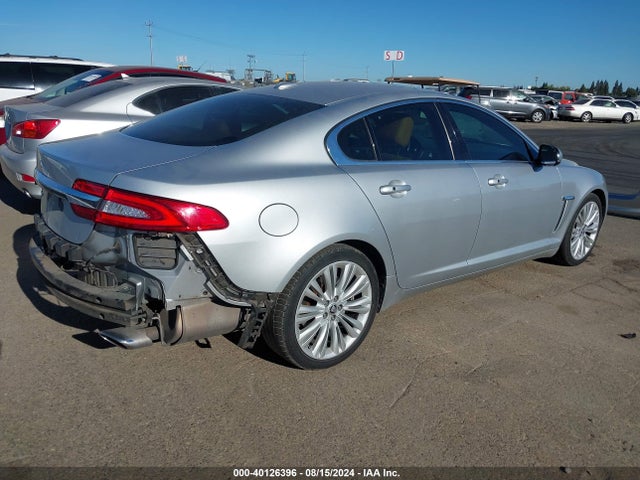 2012 JAGUAR XF SAJWA0HB3CLS41150 Photo 3