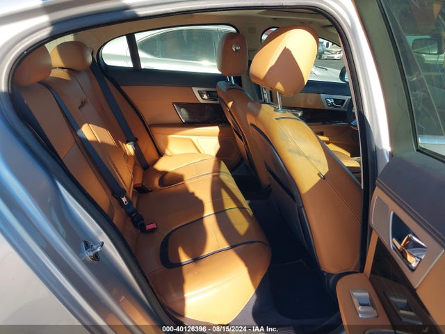 2012 JAGUAR XF SAJWA0HB3CLS41150 Photo 7