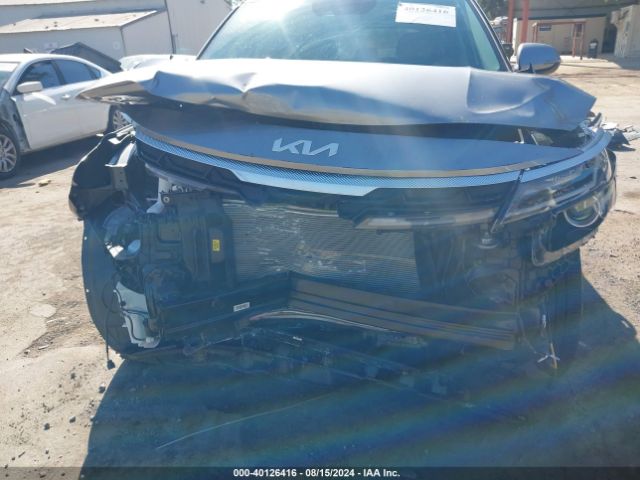 KNDERCAA8R7619616 KIA SELTOS EX