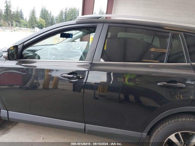Toyota Rav4 Xle 2016 2T3RFREV1GW531941 Image 14