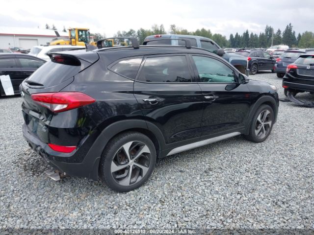 KM8J3CA29HU381392 Hyundai Tucson Limited