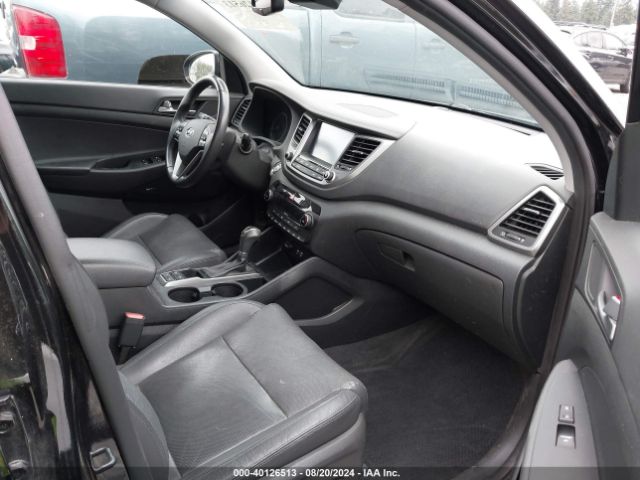 KM8J3CA29HU381392 Hyundai Tucson Limited