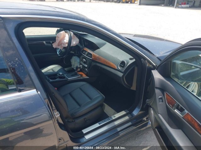 WDDGF4HB3EG218674 Mercedes-Benz C 250 Luxury/sport