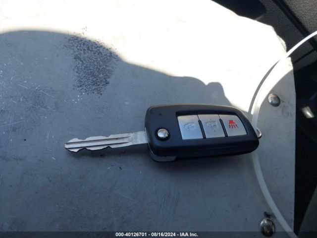 JN8AT2MT7GW001685 Nissan ROGUE S
