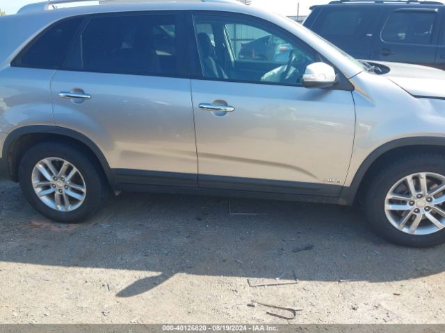 5XYKTDA67FG553662 KIA SORENTO LX