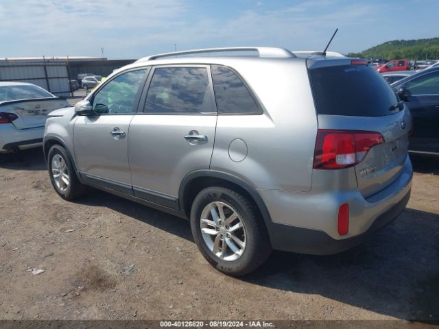 5XYKTDA67FG553662 KIA SORENTO LX