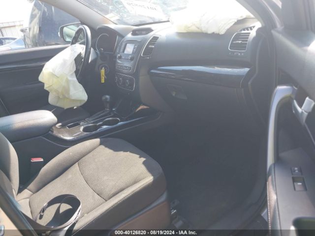 5XYKTDA67FG553662 KIA SORENTO LX