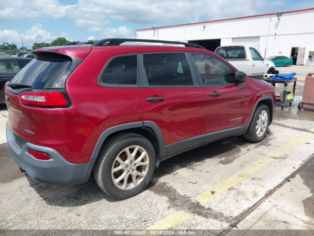 1C4PJLAB5GW233392 Jeep Cherokee Sport