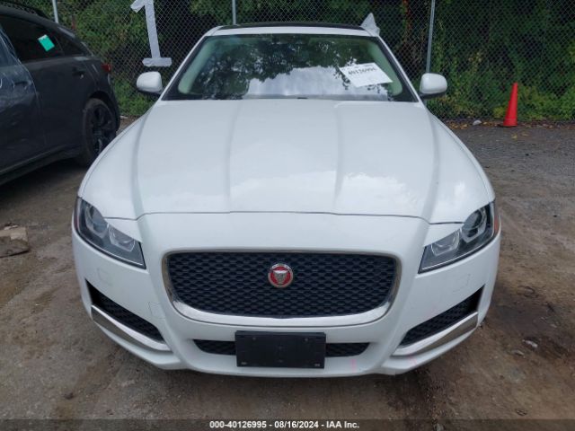 SAJBJ4BV5HCY35187 Jaguar Xf 35t Premium