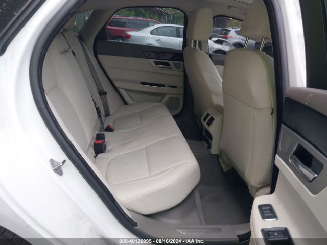 SAJBJ4BV5HCY35187 Jaguar Xf 35t Premium