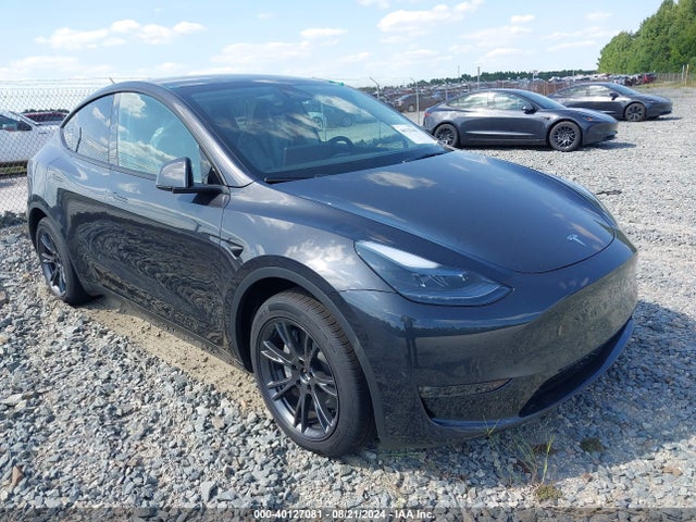 2024 TESLA MODEL Y 7SAYGAEE7RF155624 Photo 0