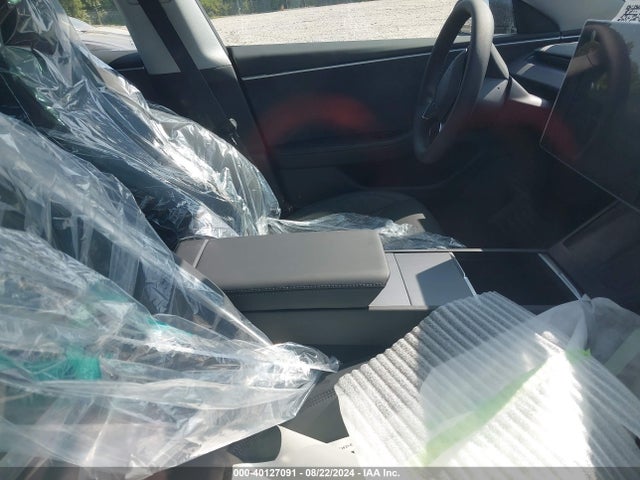 2024 TESLA MODEL 3 5YJ3E1EB6RF806602 Photo 4