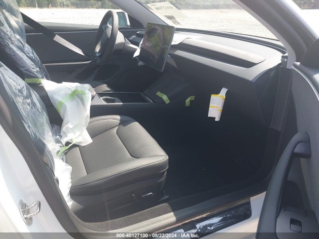 2024 TESLA MODEL 3 5YJ3E1EA2RF823727 Photo 4