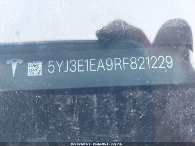 2024 TESLA MODEL 3 5YJ3E1EA9RF821229 Photo 8