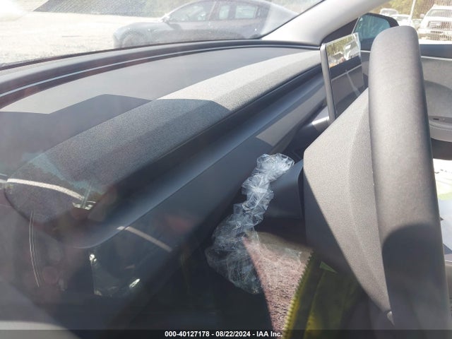 2024 TESLA MODEL 3 5YJ3E1EA3RF827057 Photo 6