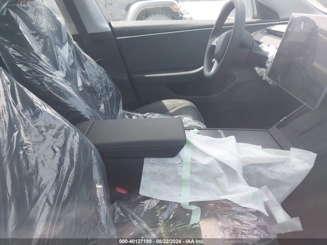 2024 TESLA MODEL 3 5YJ3E1EB8RF795683 Photo 4