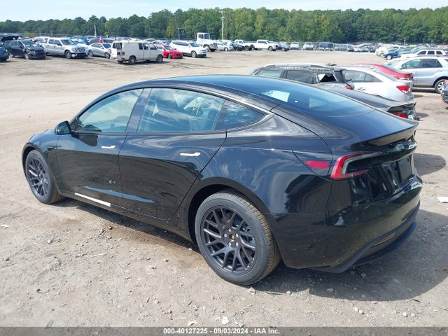 2024 TESLA MODEL 3 5YJ3E1EA3RF815264 Photo 2