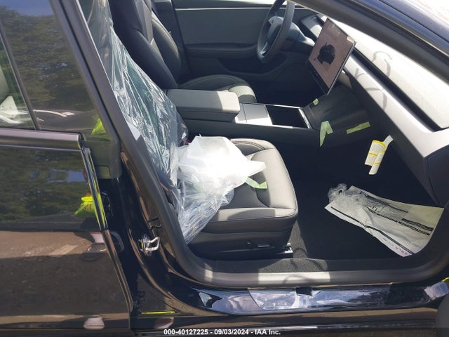 2024 TESLA MODEL 3 5YJ3E1EA3RF815264 Photo 4