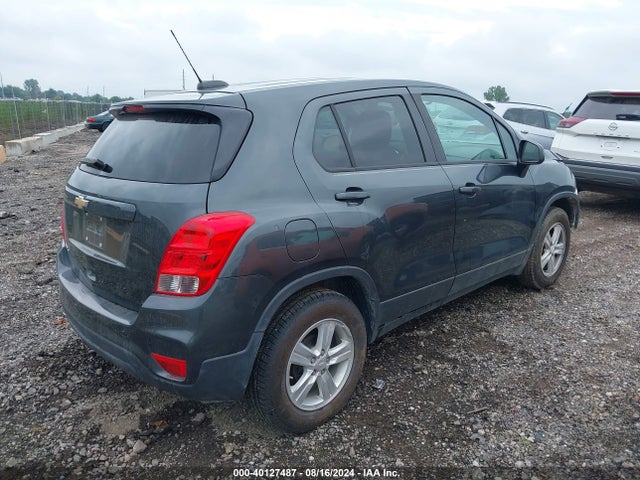 Chevrolet TRAX LS 2020 3GNCJKSB4LL116871 Image 4