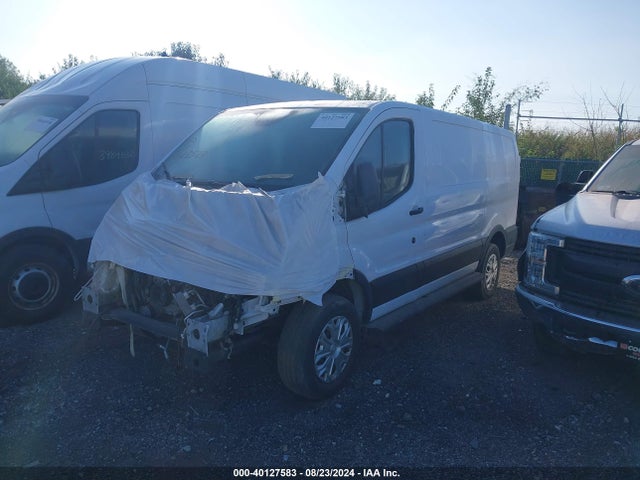 Ford Transit-250 2019 1FTYR1YM2KKA86702 Image 2