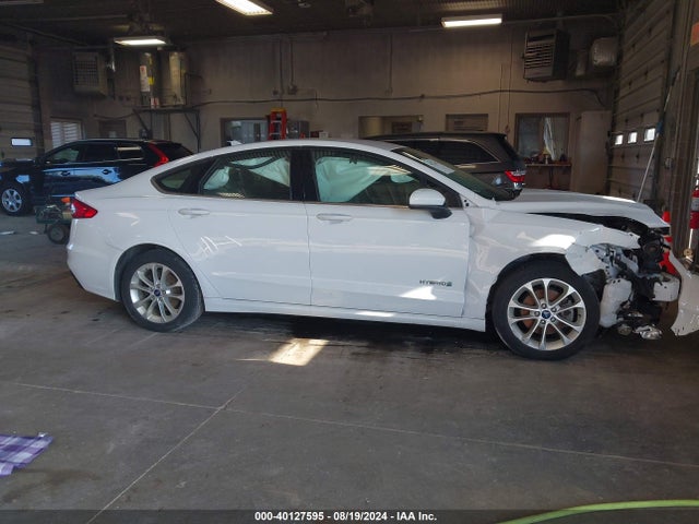 Ford Fusion Hybrid Se 2019 3FA6P0LU1KR203850 Image 13