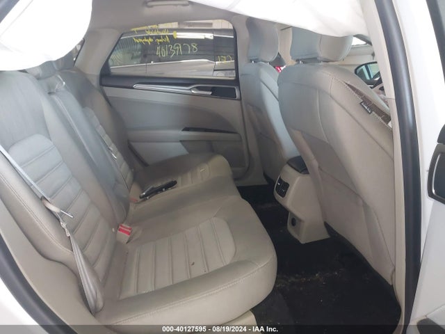 Ford Fusion Hybrid Se 2019 3FA6P0LU1KR203850 Image 8
