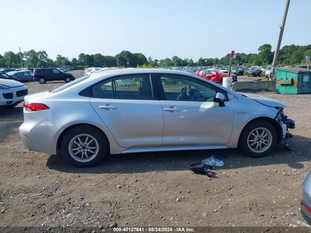 Toyota Corolla Hybrid Le 2021 JTDEAMDE1MJ023643 Image 13