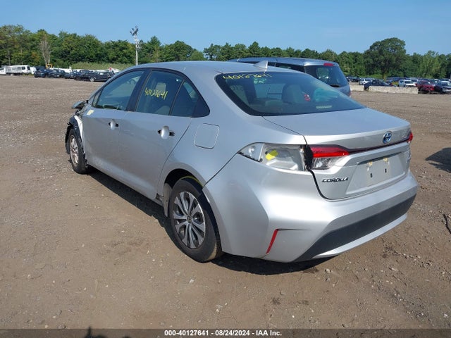 Toyota Corolla Hybrid Le 2021 JTDEAMDE1MJ023643 Image 3