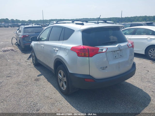 Toyota Rav4 Xle 2015 JTMRFREV6FD143308 Image 3