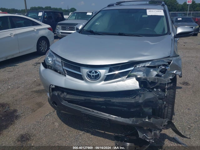 Toyota Rav4 Xle 2015 JTMRFREV6FD143308 Image 6