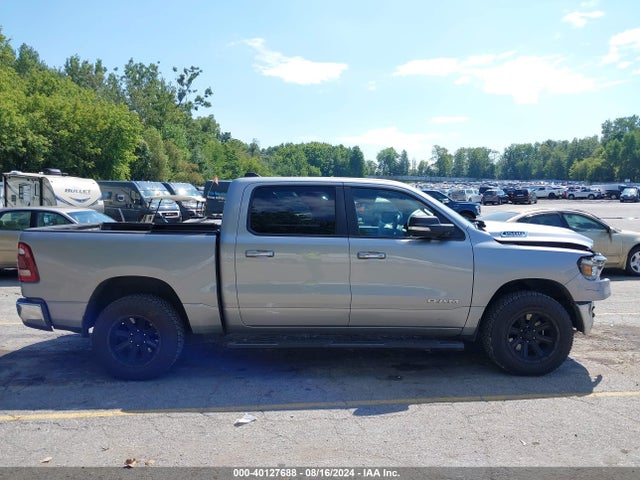 1C6SRFFT9KN500738 RAM 1500 Big Horn/lone Star  4x4 5'7 Box