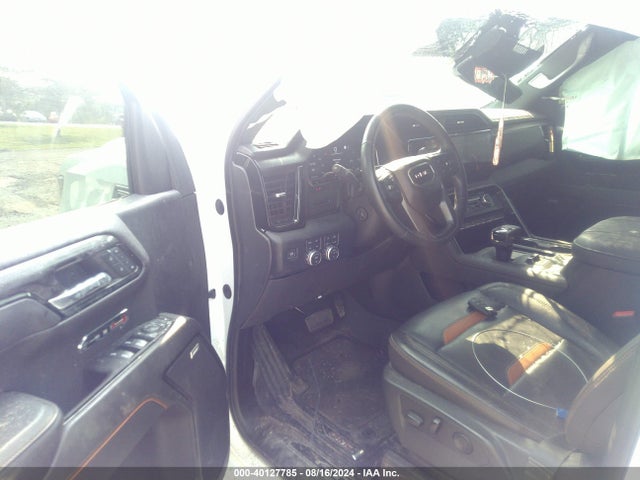 3GTUUEE81PG172268 GMC Sierra 1500 4wd  Short Box At4
